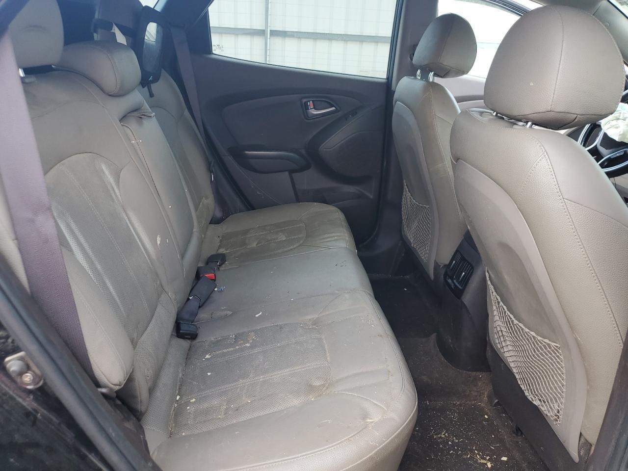 2015 HYUNDAI TUCSON