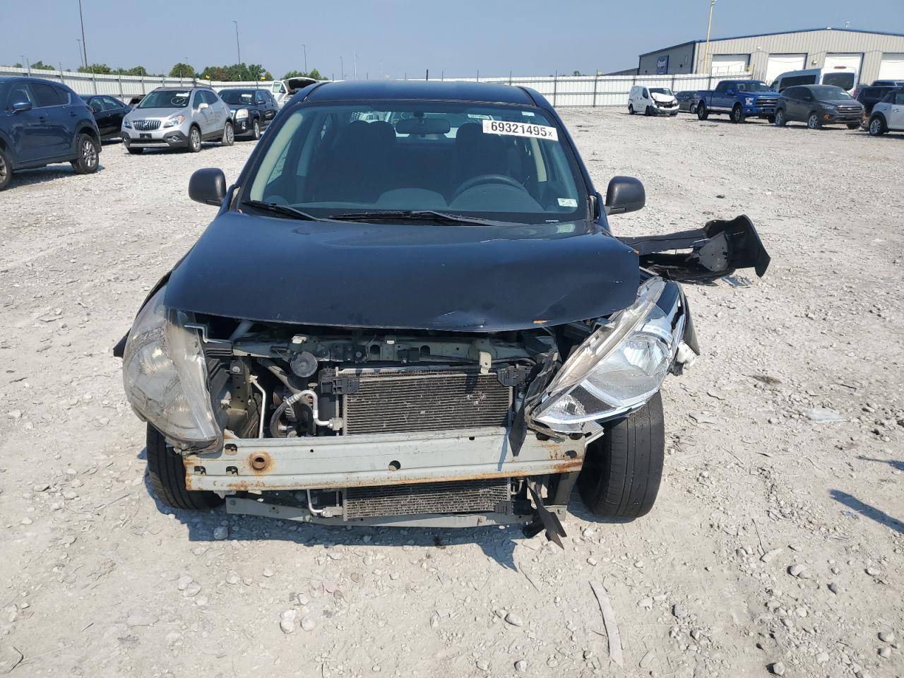 2015 NISSAN VERSA