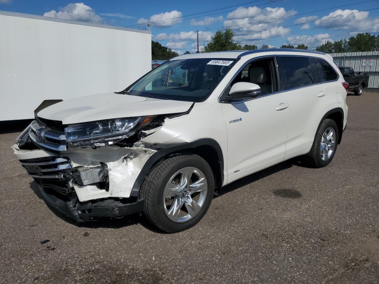 2017 TOYOTA HIGHLANDER