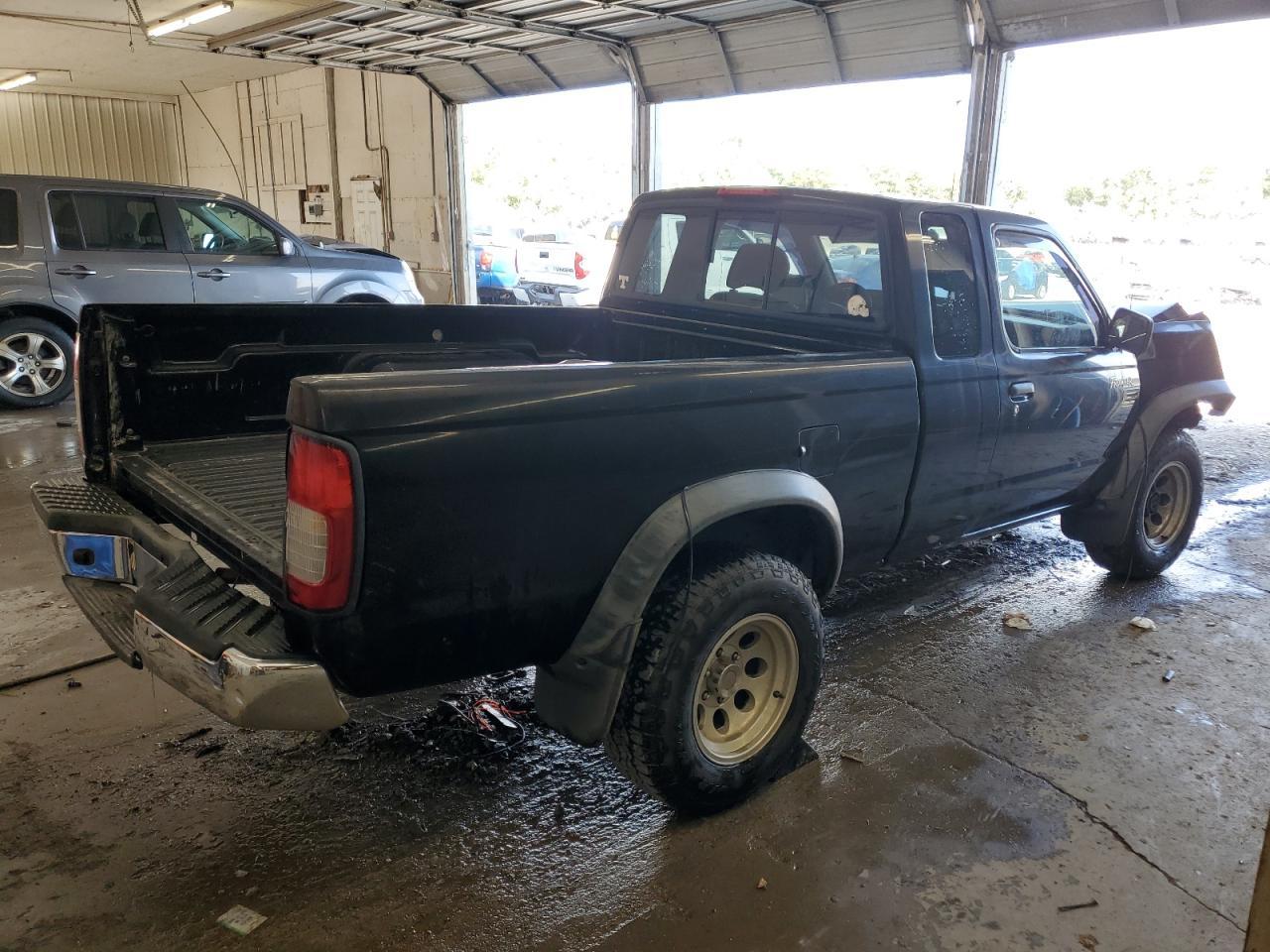 1998 NISSAN Frontier