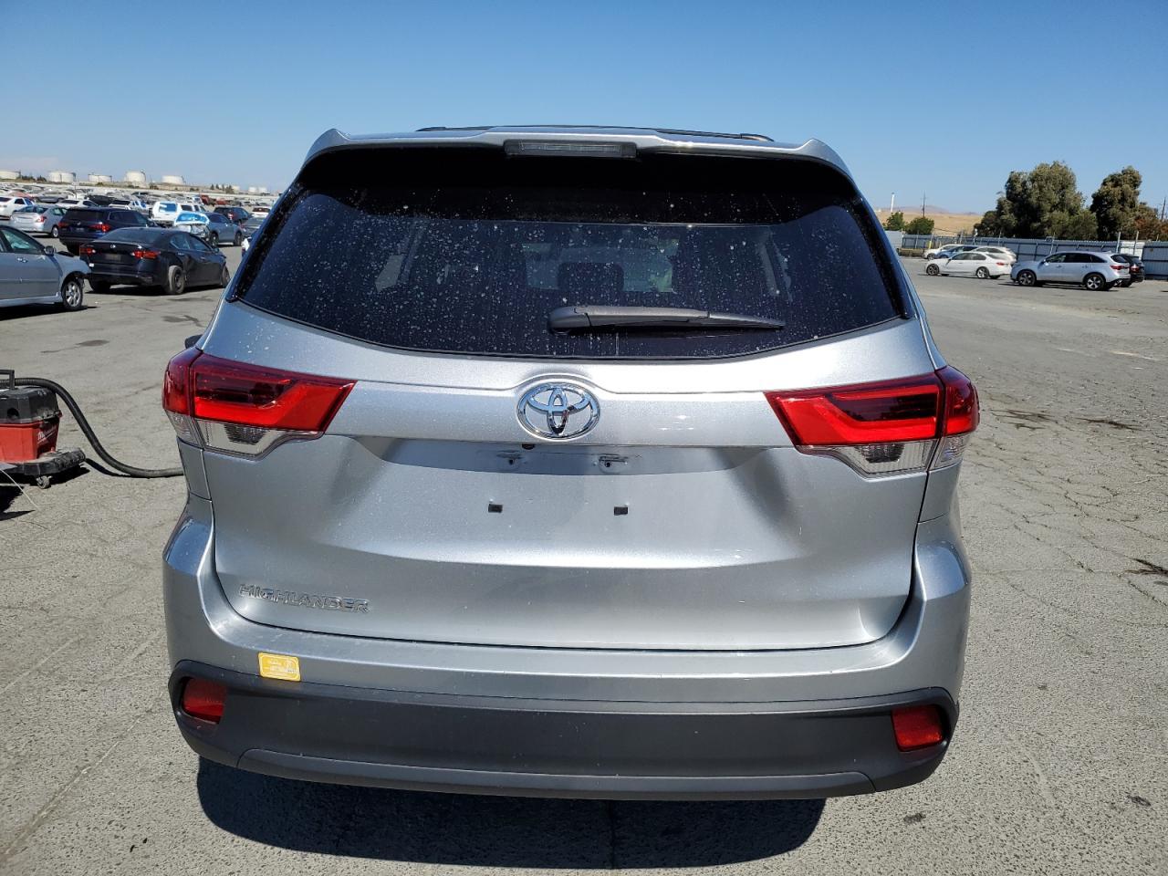 2019 TOYOTA HIGHLANDER