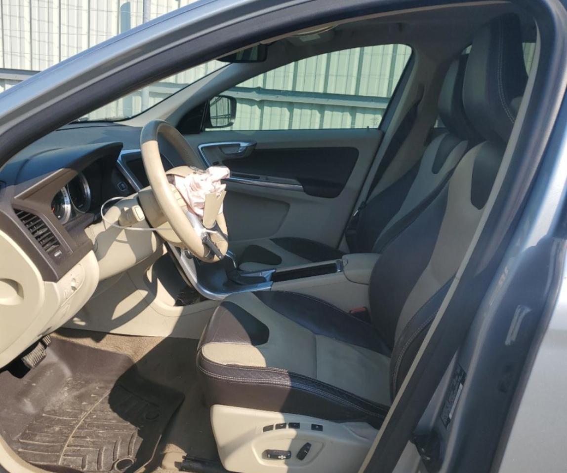 2013 VOLVO XC60