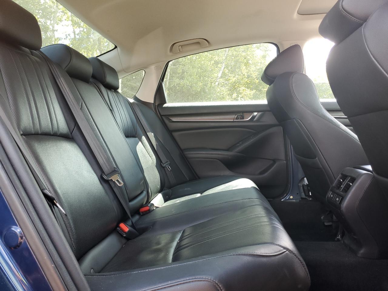 2019 HONDA ACCORD