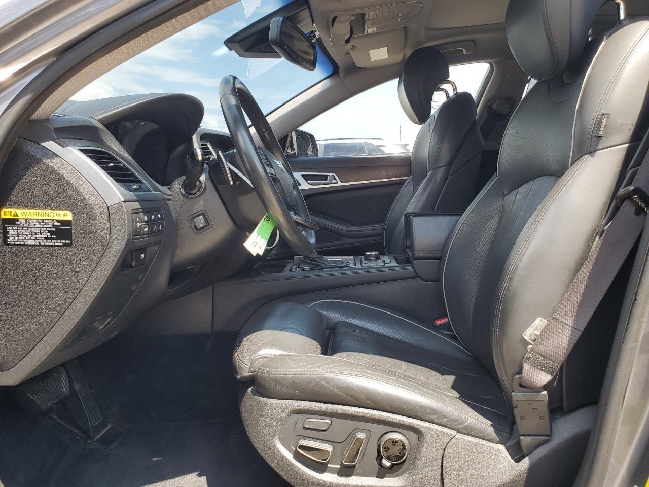 2015 HYUNDAI GENESIS