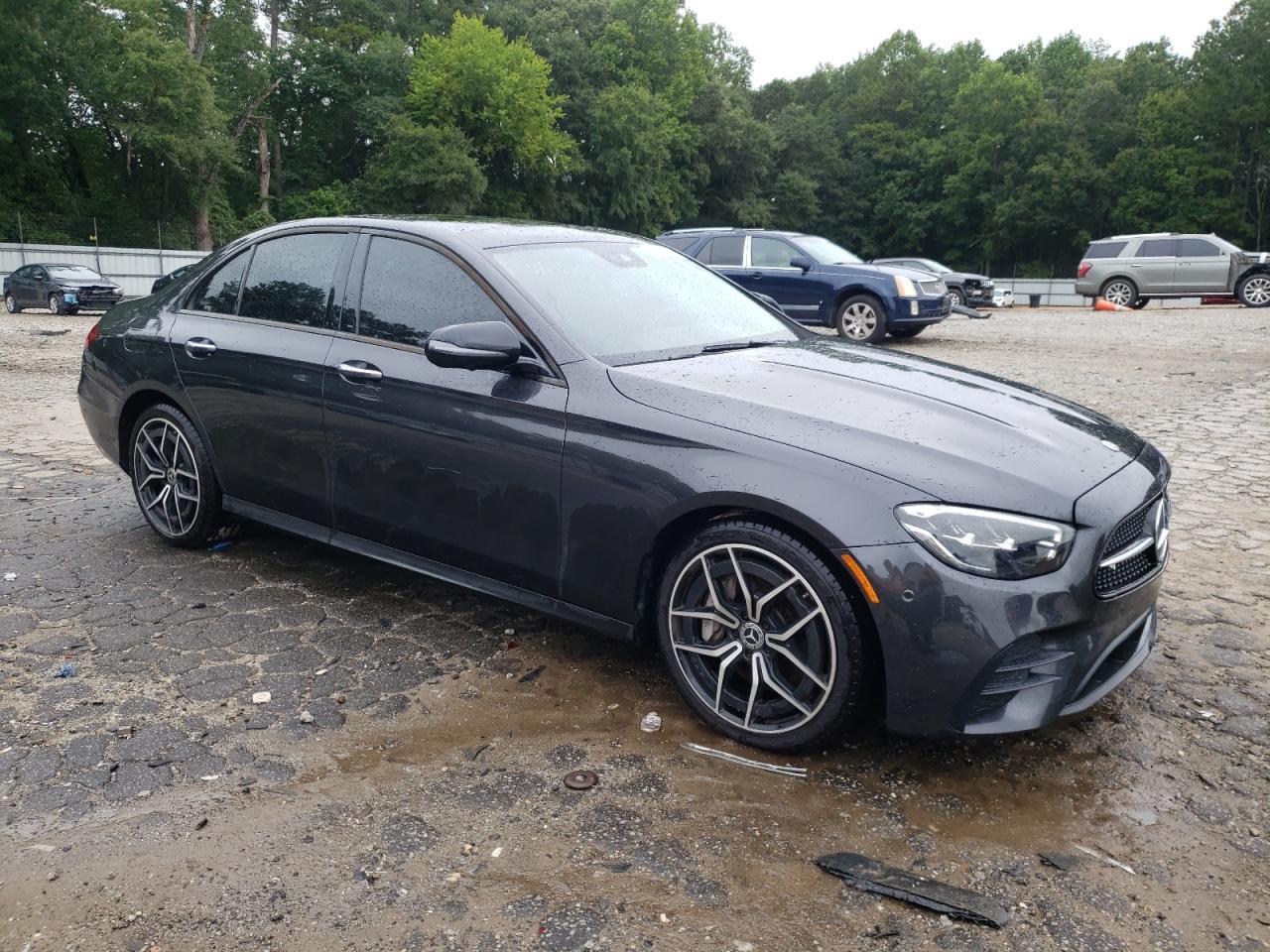 2021 MERCEDES-BENZ E-Class