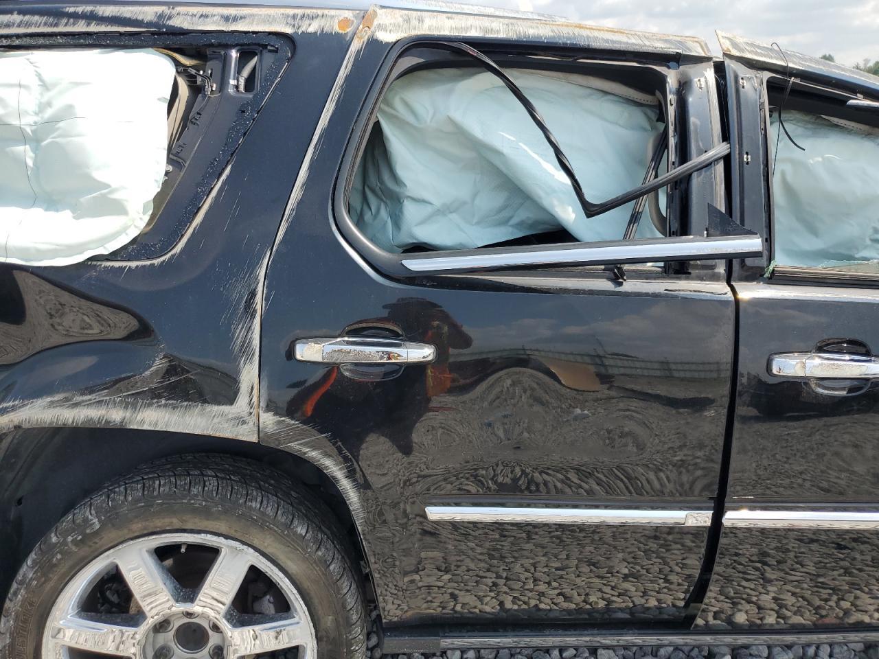 2012 CADILLAC ESCALADE