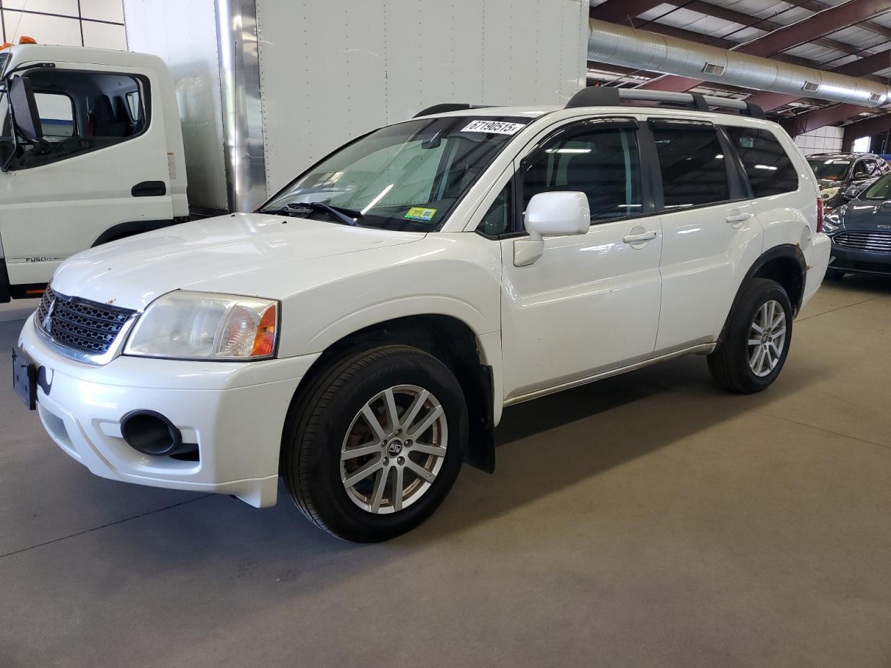 2011 MITSUBISHI Endeavor