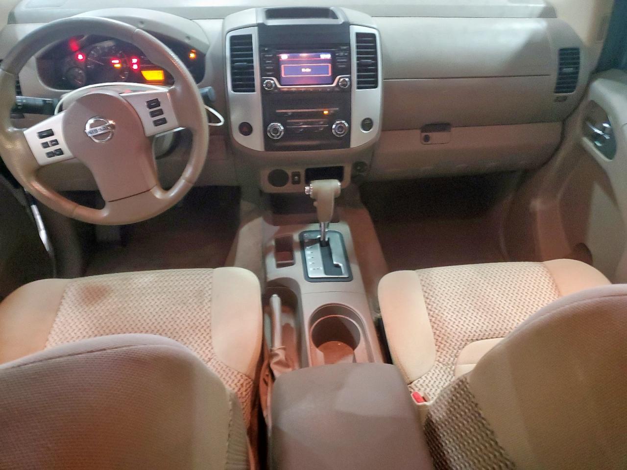 2017 NISSAN Frontier