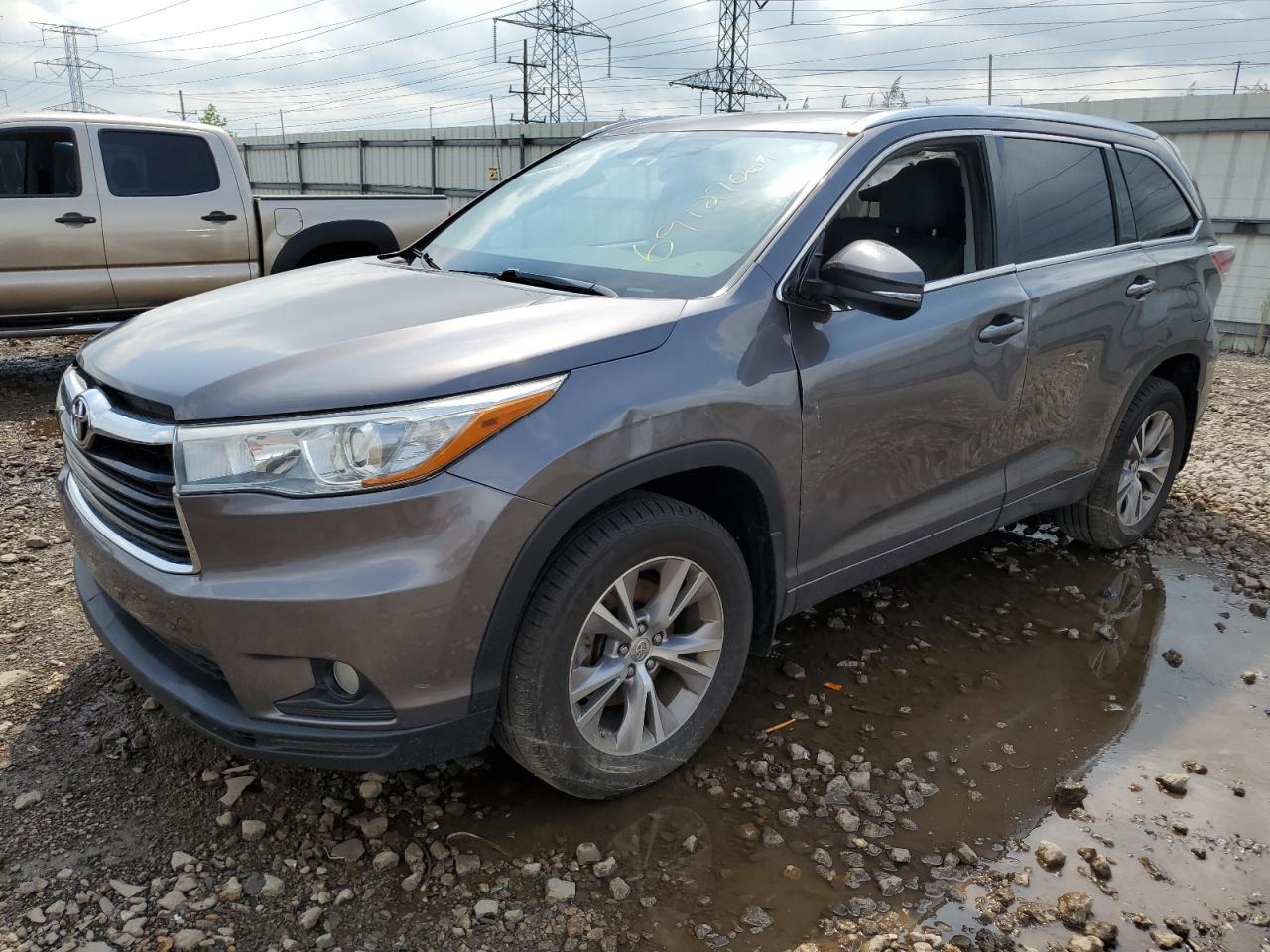 2015 TOYOTA HIGHLANDER