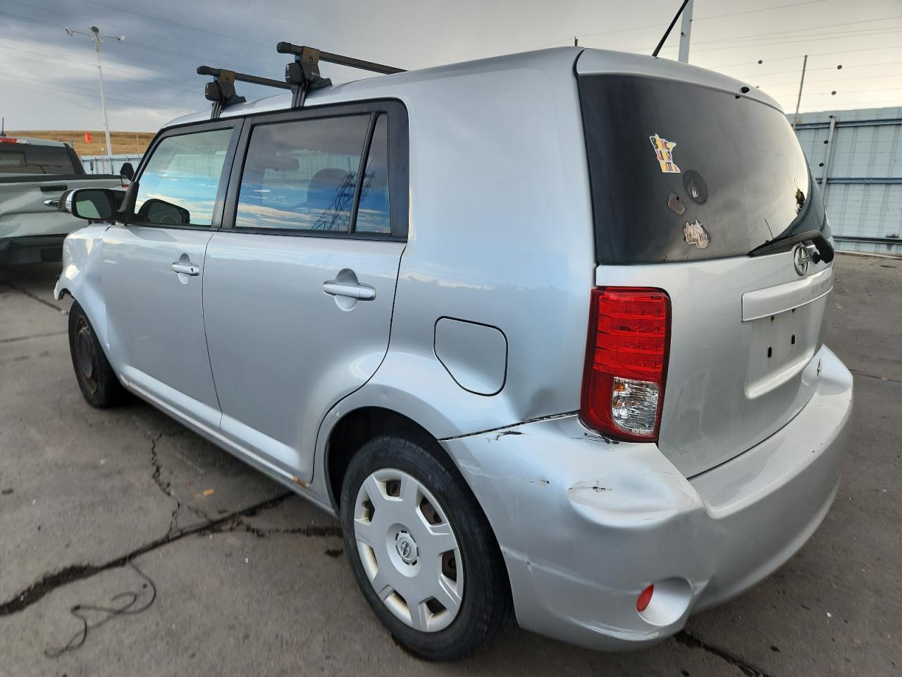 2011 TOYOTA SCION