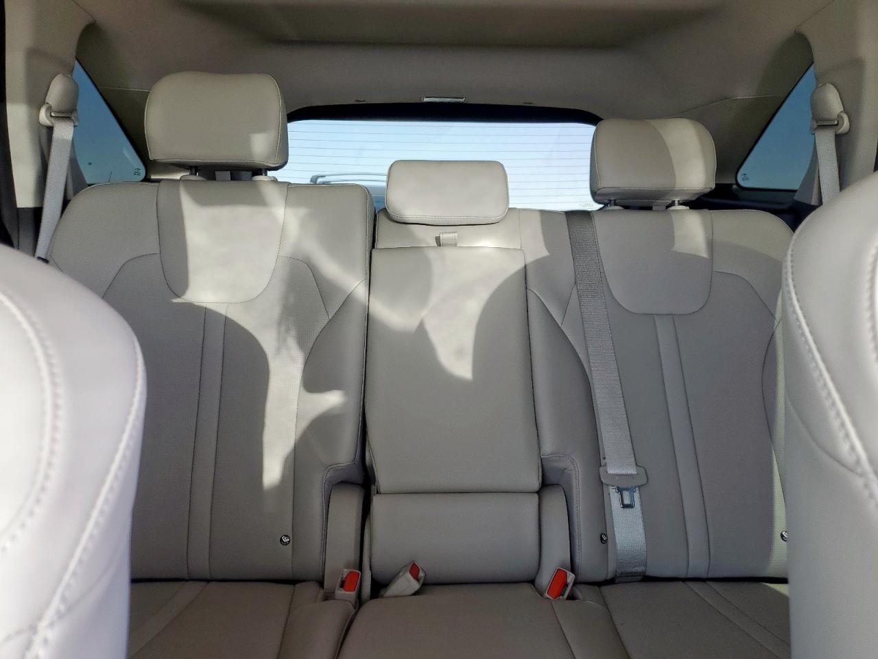 2024 KIA SORENTO
