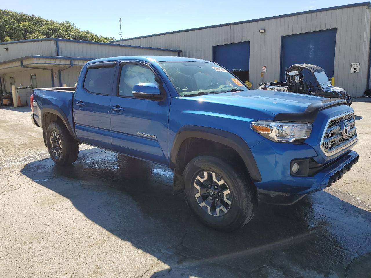 2016 TOYOTA TACOMA