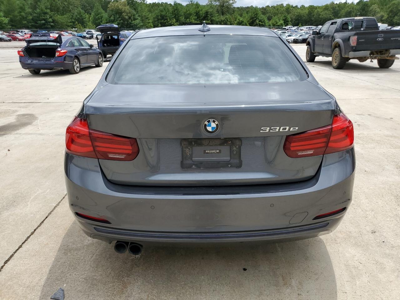 2018 BMW 3 SERIES