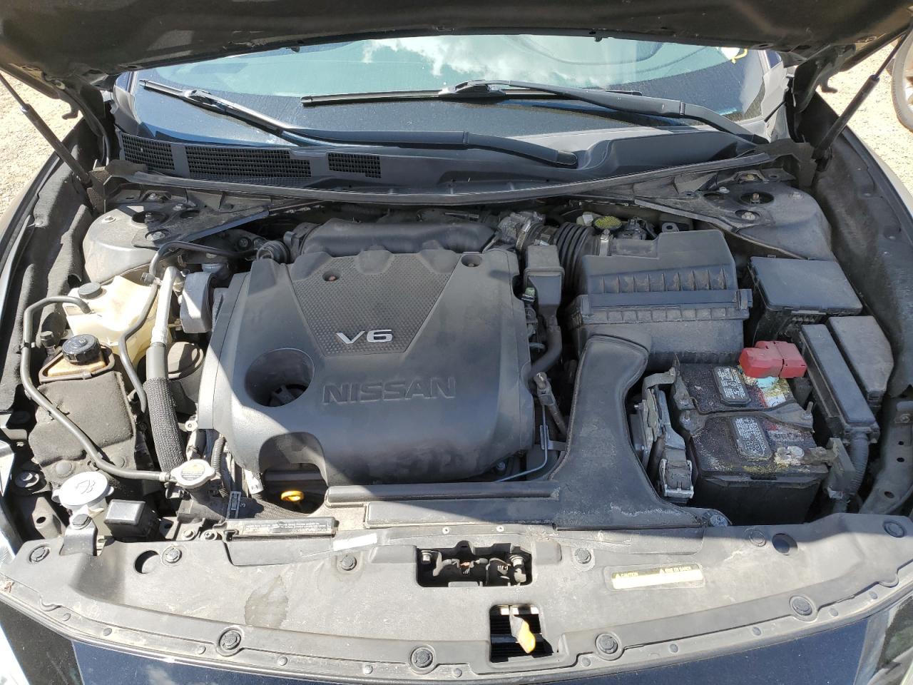 2016 NISSAN Maxima