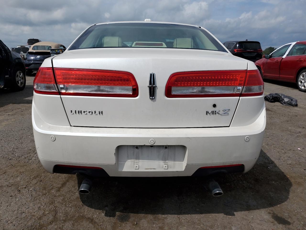 2012 LINCOLN MKZ