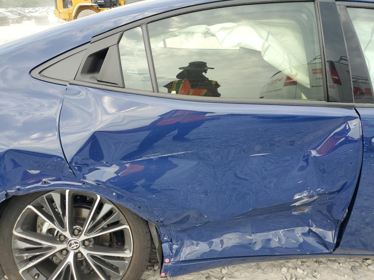 2024 TOYOTA PRIUS