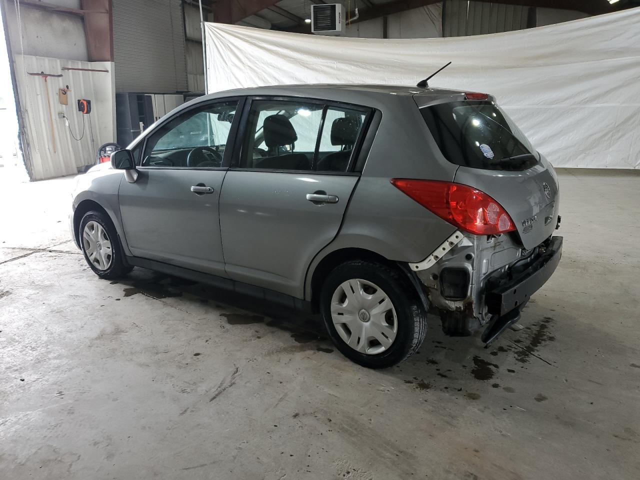2010 NISSAN VERSA