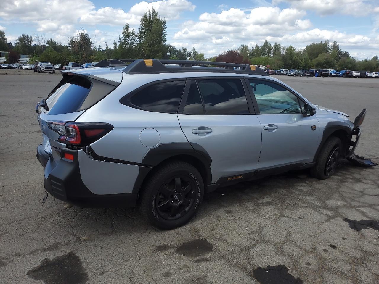 2022 SUBARU Outback