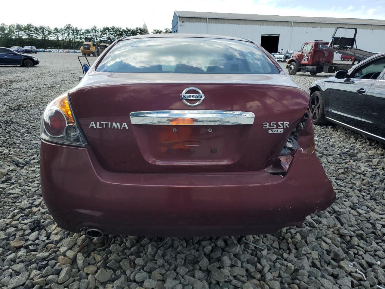2011 NISSAN ALTIMA