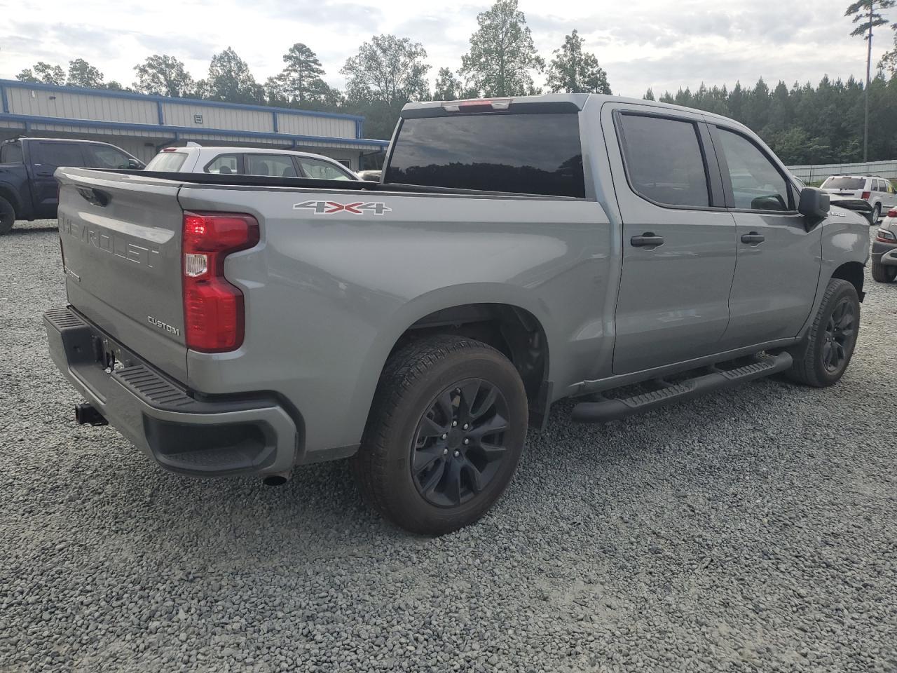 2023 CHEVROLET Silverado