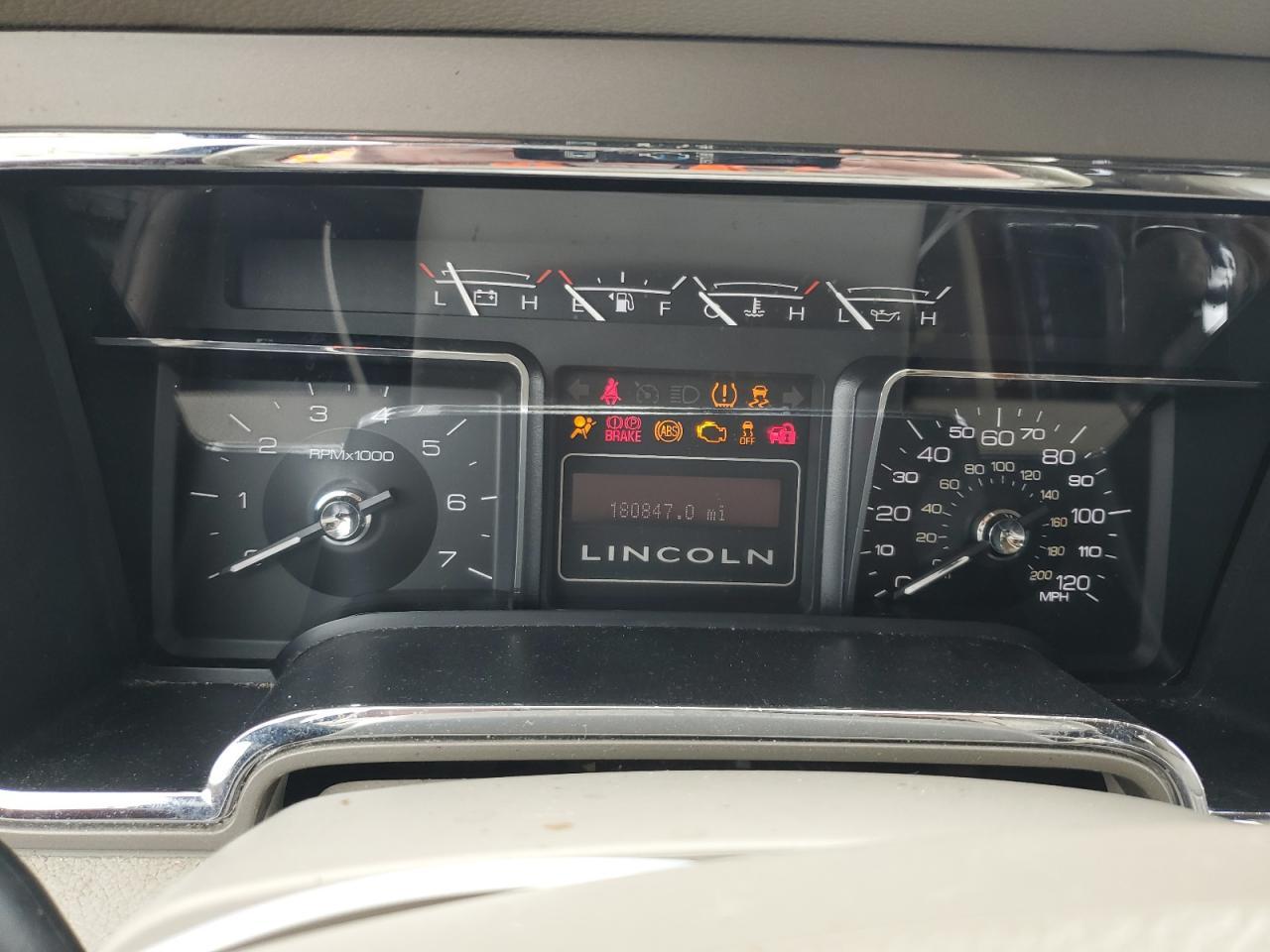 2013 LINCOLN Navigator
