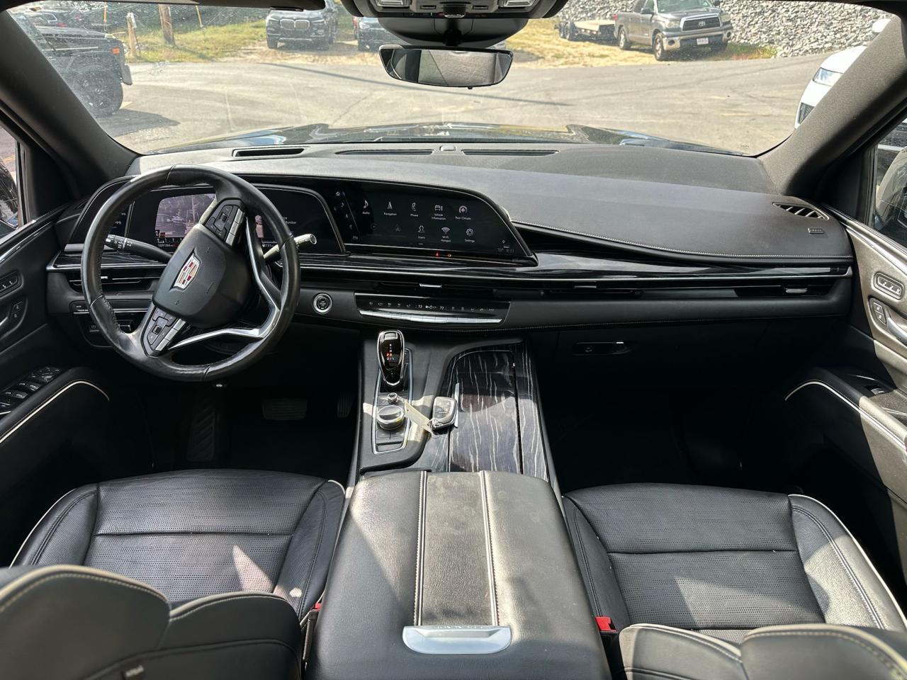 2021 CADILLAC Escalade ESV