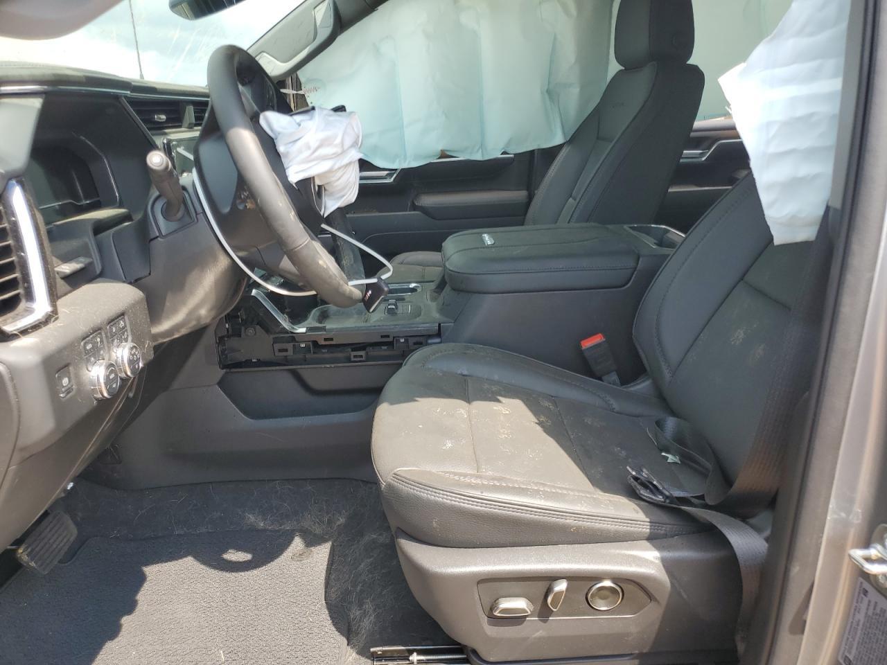 2025 GMC Sierra