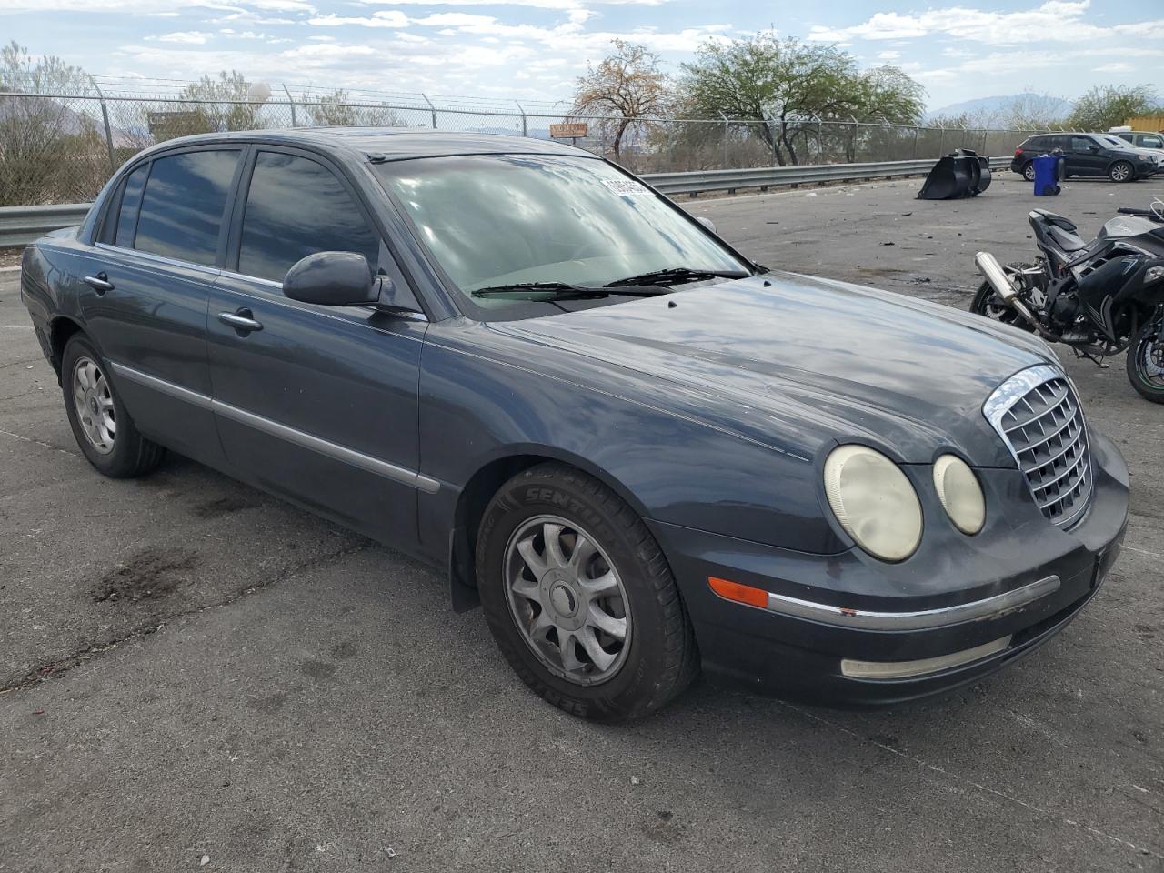 2005 KIA Amanti