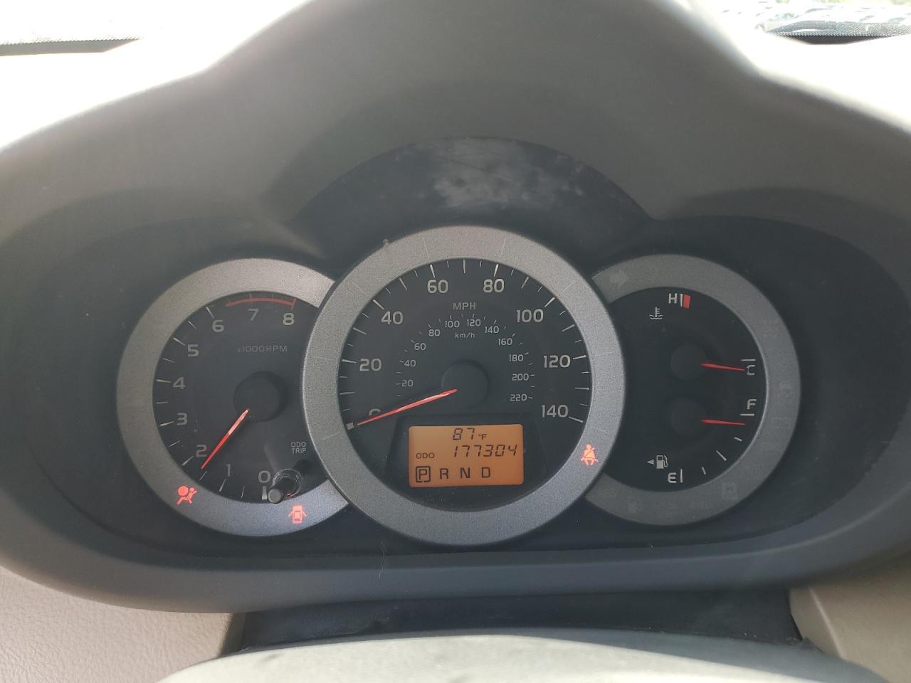 2011 TOYOTA RAV4