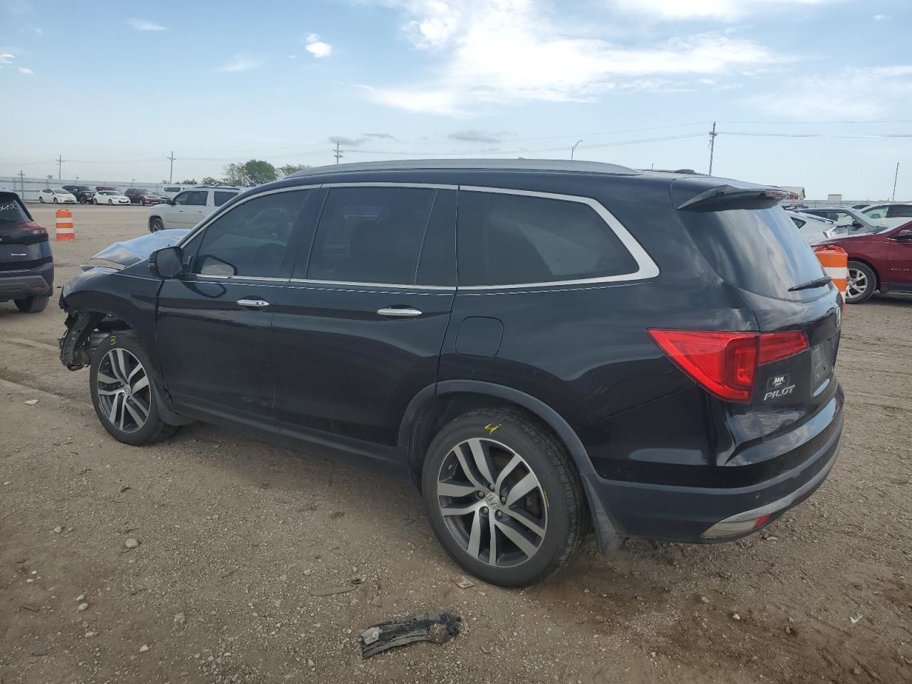 2017 HONDA PILOT