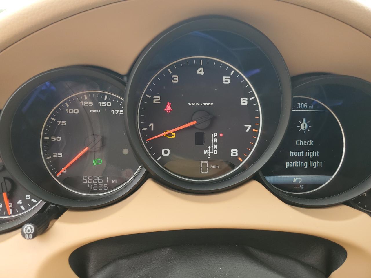 2016 PORSCHE CAYENNE