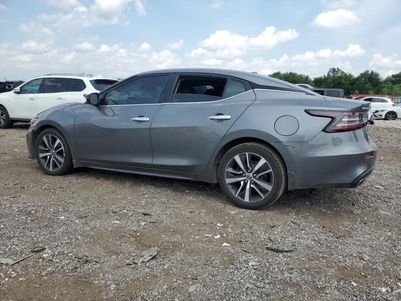 2019 NISSAN Maxima