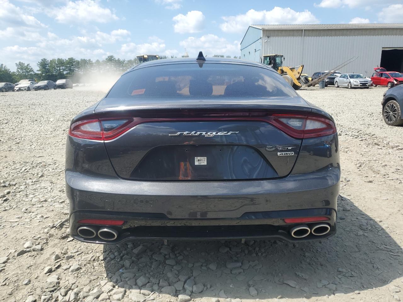 2021 KIA Stinger