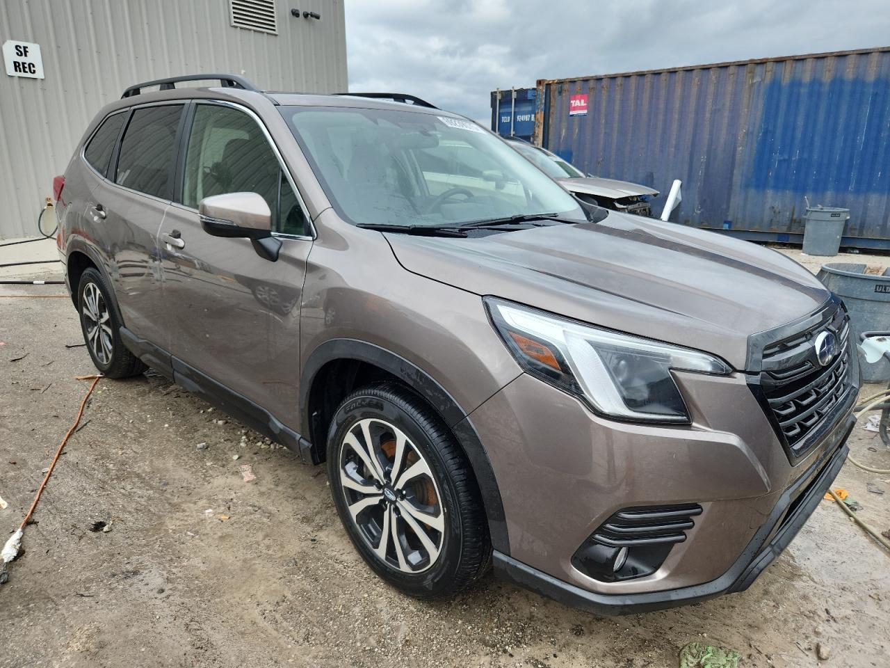 2022 SUBARU FORESTER