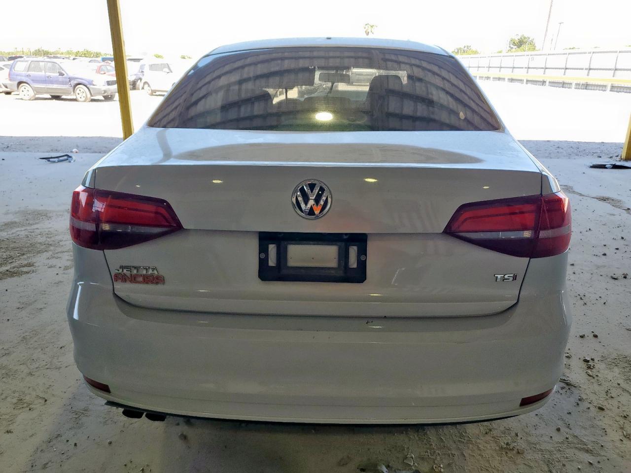 2018 VOLKSWAGEN JETTA