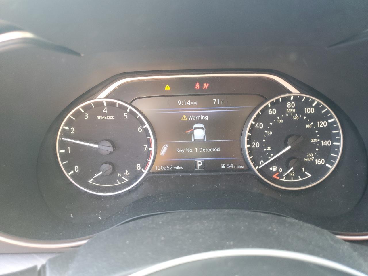 2017 NISSAN Maxima