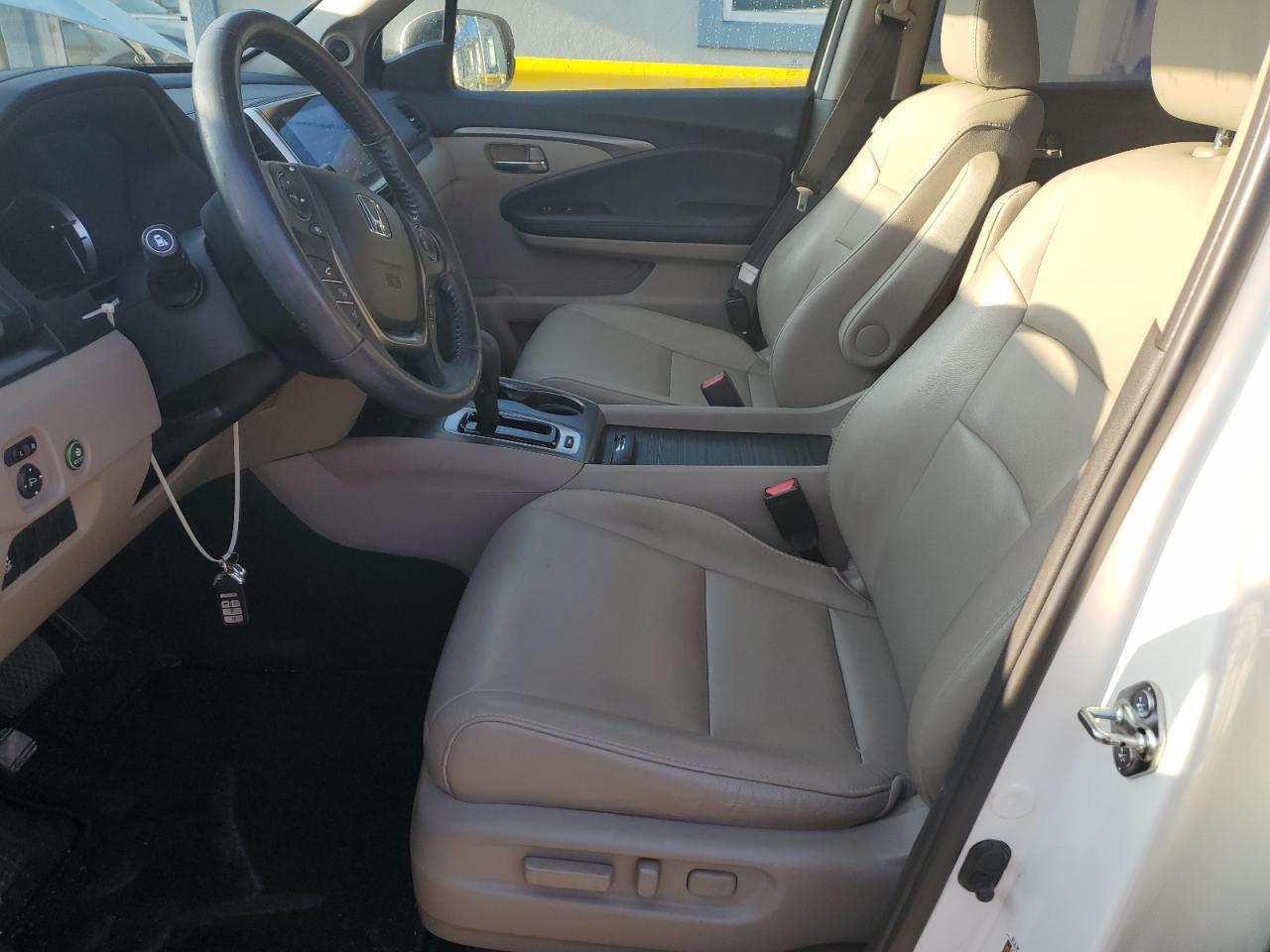2017 HONDA PILOT