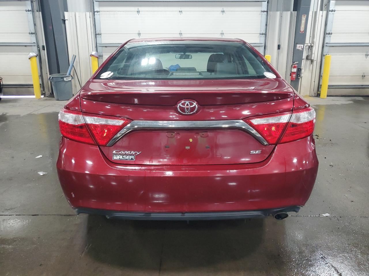 2017 TOYOTA CAMRY