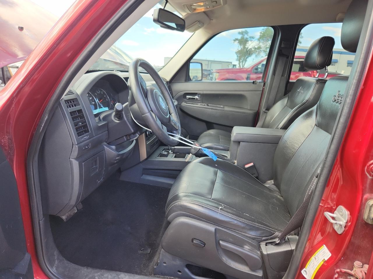 2012 JEEP Liberty