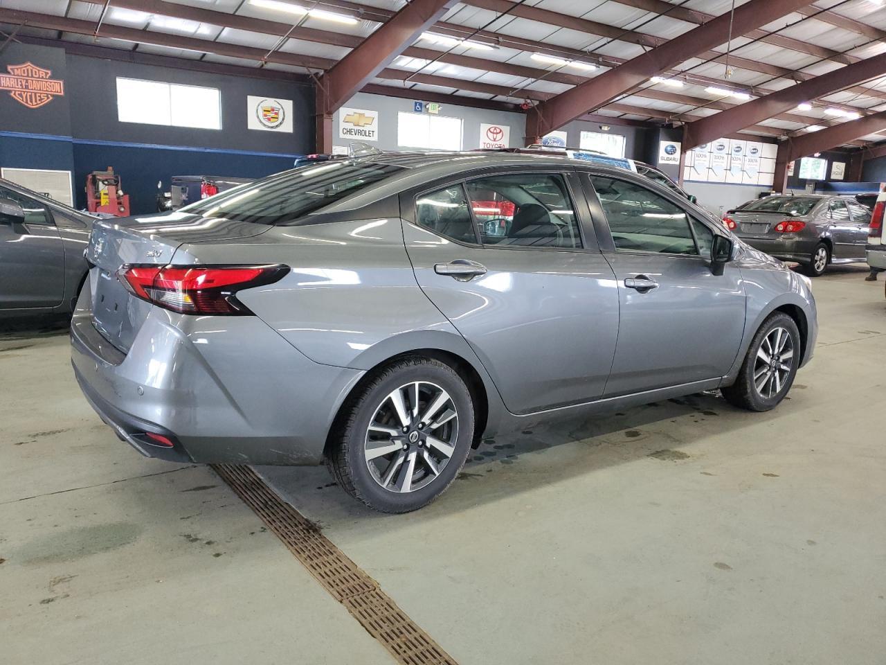 2021 NISSAN VERSA