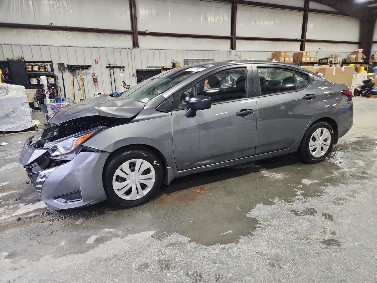 2023 NISSAN VERSA