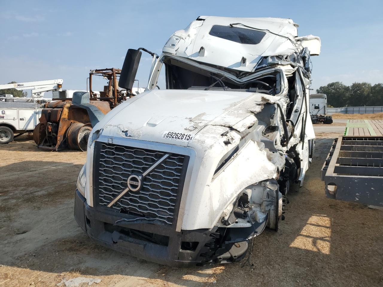 2019 VOLVO VNL