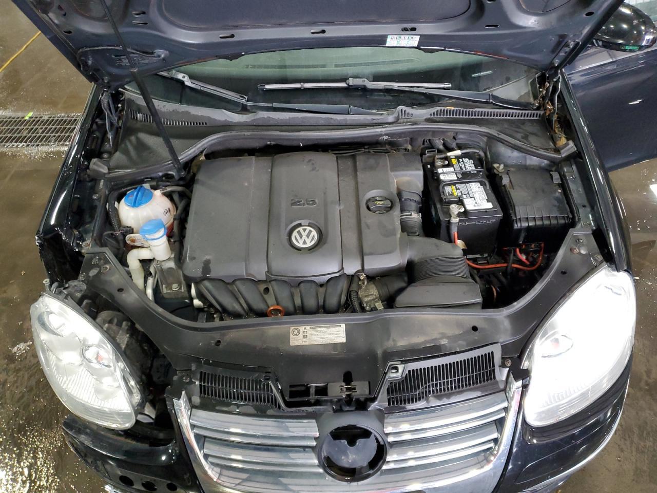 2010 VOLKSWAGEN JETTA