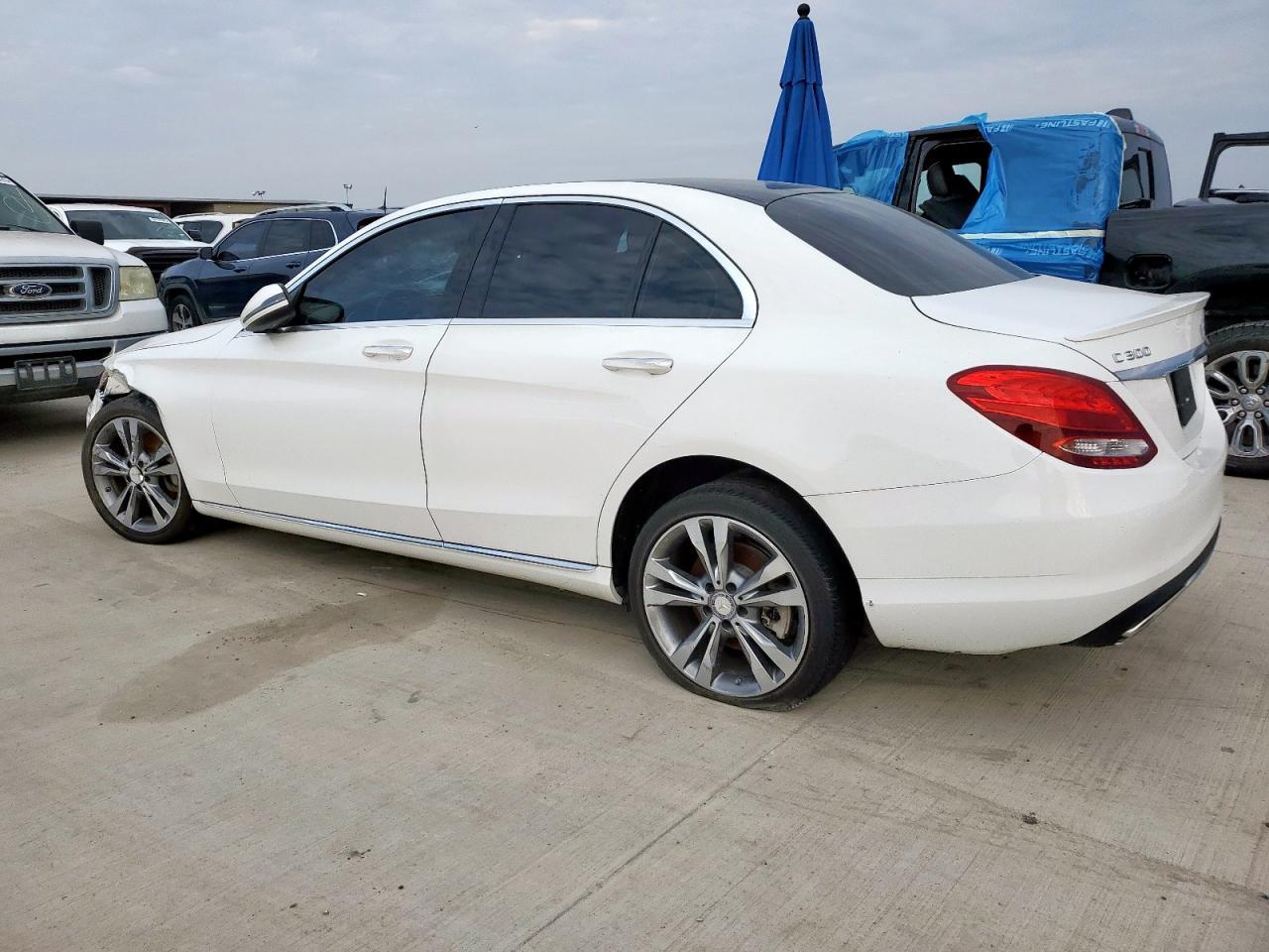 2016 MERCEDES-BENZ C-CLASS
