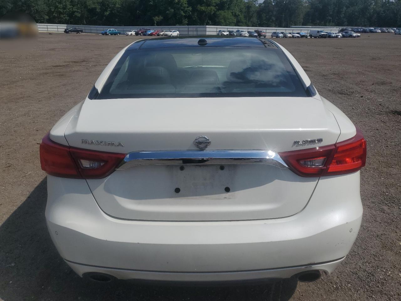 2017 NISSAN Maxima