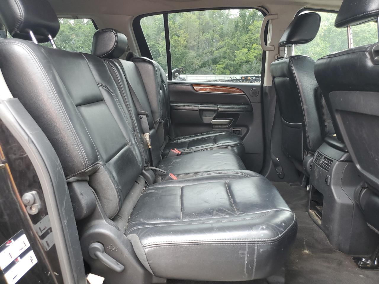 2010 INFINITI QX56