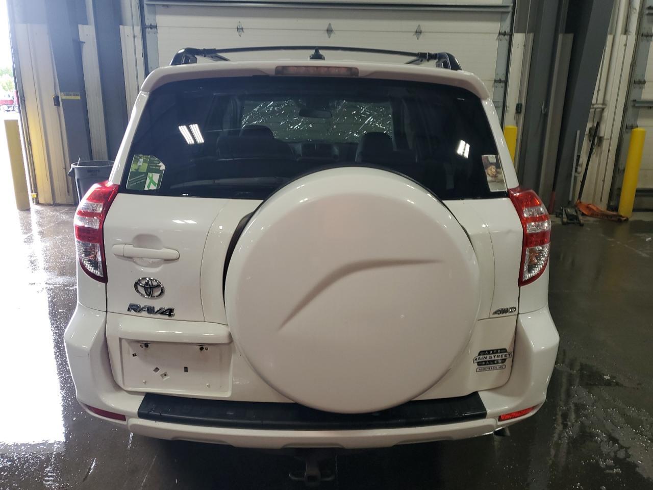 2011 TOYOTA RAV4
