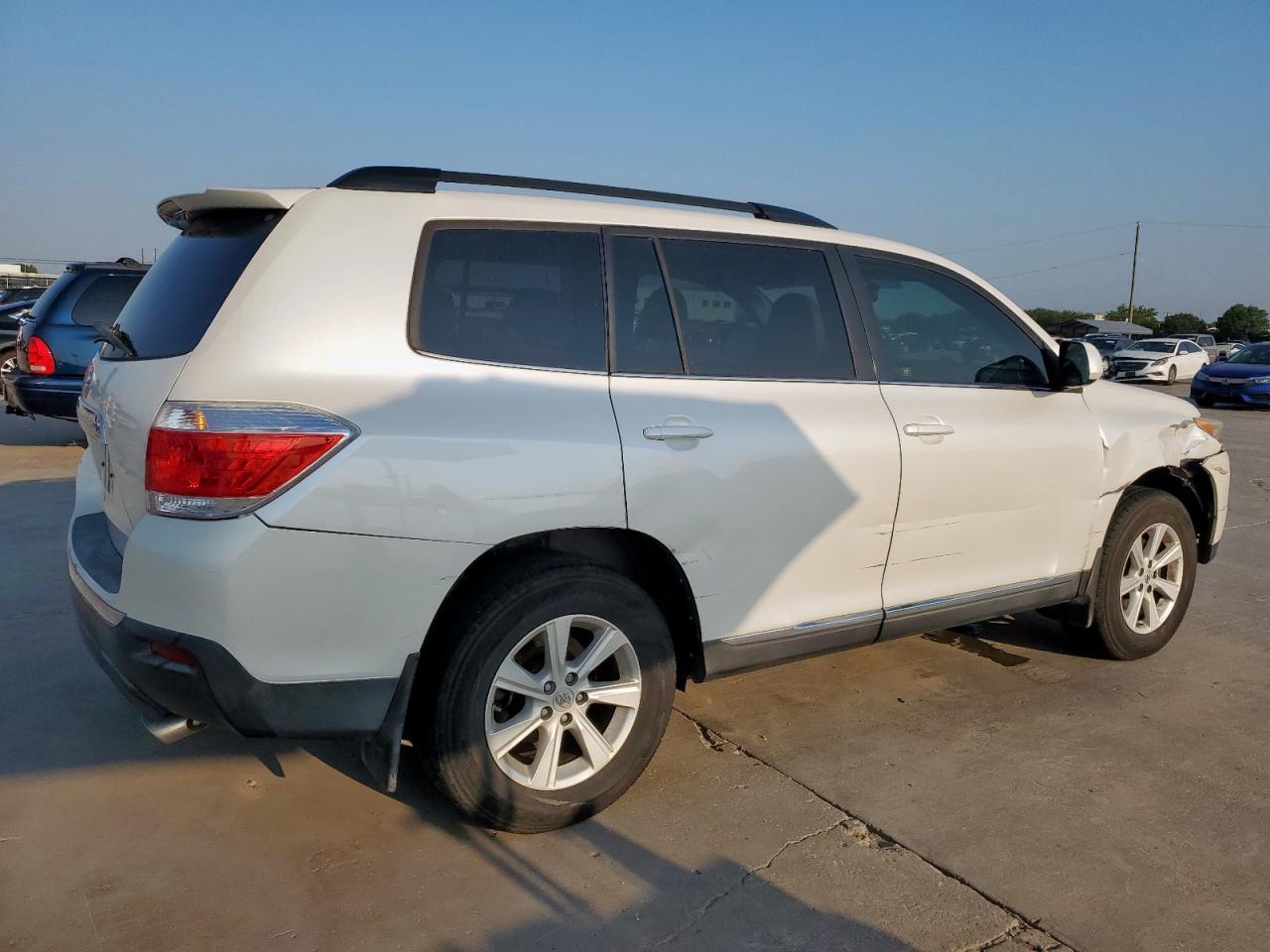 2012 TOYOTA HIGHLANDER