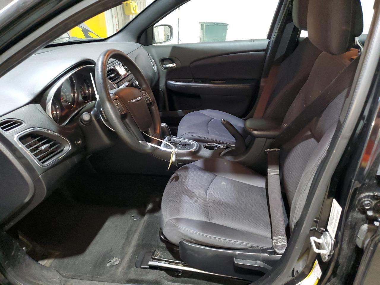 2013 CHRYSLER 200