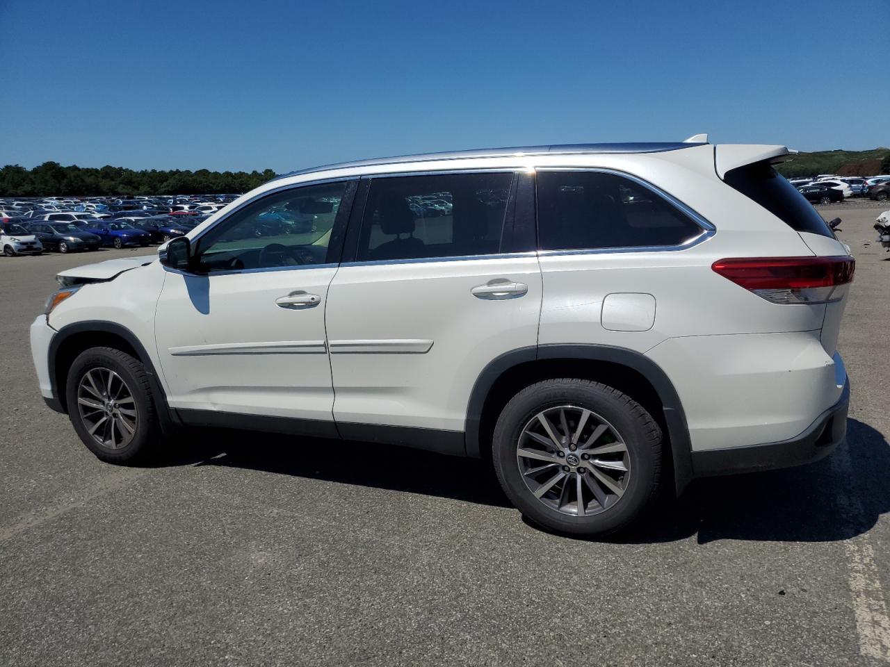 2019 TOYOTA HIGHLANDER